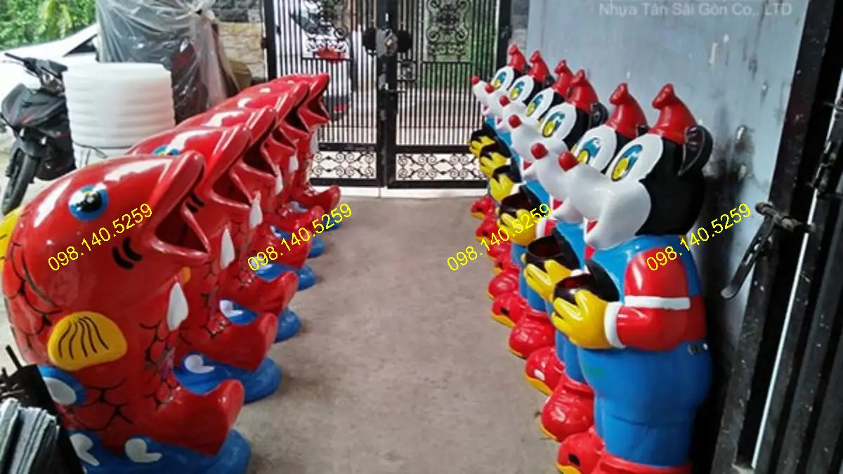 Thùng rác hình thú nhựa composite Thùng rác hình thú nhựa composite